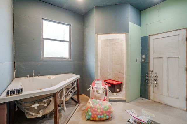 149 FM 934, Blum, TX 76627