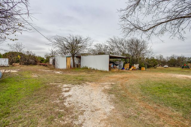 149 FM 934, Blum, TX 76627