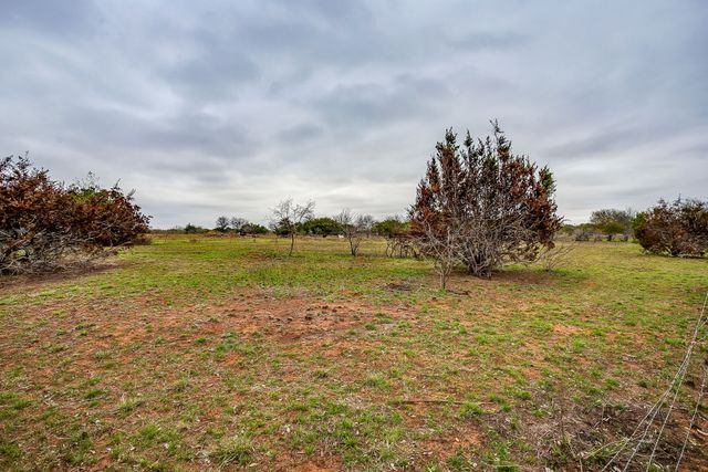 149 FM 934, Blum, TX 76627