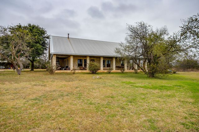 149 FM 934, Blum, TX 76627