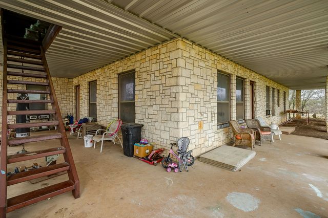 149 FM 934, Blum, TX 76627