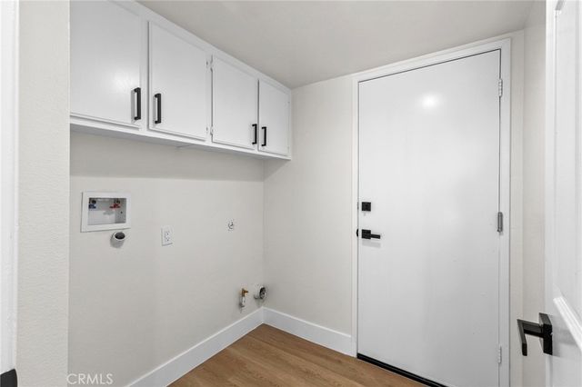 585 Hamilton Drive, Corona, CA 92879