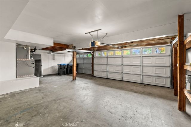 585 Hamilton Drive, Corona, CA 92879