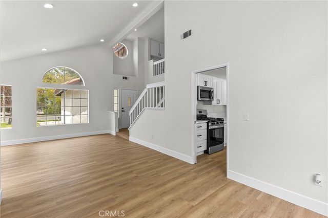 585 Hamilton Drive, Corona, CA 92879