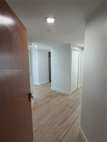 6365 Collins Avenue 1407, Miami Beach, FL 33141
