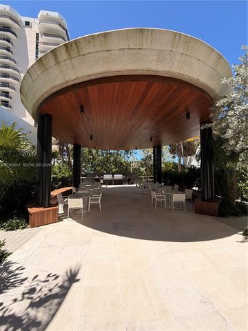 6365 Collins Avenue 1407, Miami Beach, FL 33141