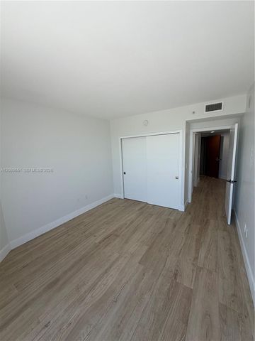 6365 Collins Avenue 1407, Miami Beach, FL 33141