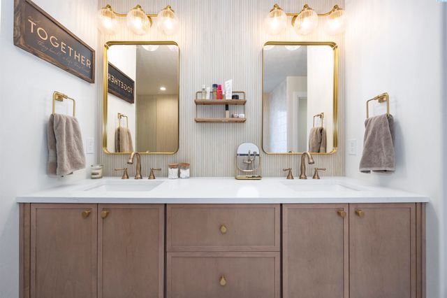 6501 Lazy B Drive, Pasco, WA 99301