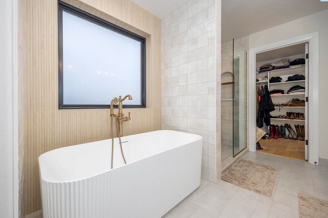 6501 Lazy B Drive, Pasco, WA 99301