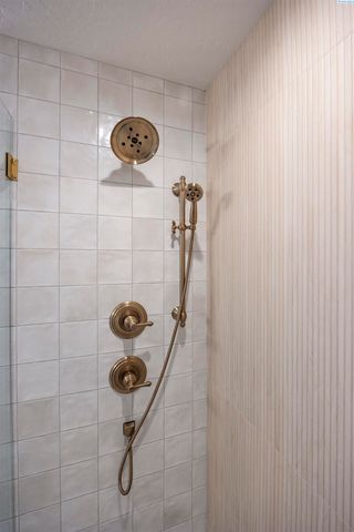 6501 Lazy B Drive, Pasco, WA 99301