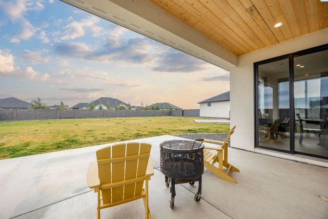 6501 Lazy B Drive, Pasco, WA 99301