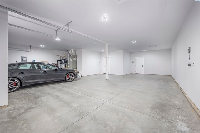 6501 Lazy B Drive, Pasco, WA 99301