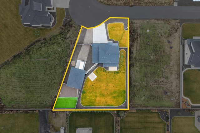6501 Lazy B Drive, Pasco, WA 99301