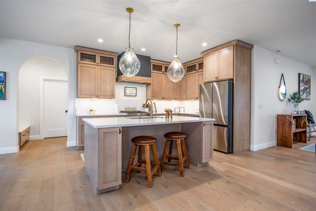 6501 Lazy B Drive, Pasco, WA 99301