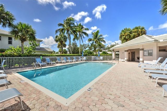 8385 Whisper Trace LN N-104, Naples, FL 34114