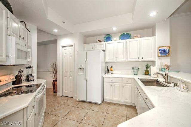 8385 Whisper Trace LN N-104, Naples, FL 34114