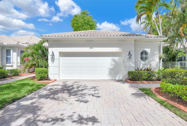 2553 Bay Pointe Drive, Weston, FL 33327
