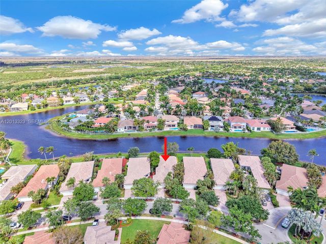 2553 Bay Pointe Drive, Weston, FL 33327