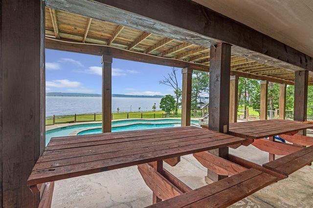 388 County Road 5597, Chireno, TX 75937