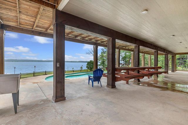 388 County Road 5597, Chireno, TX 75937