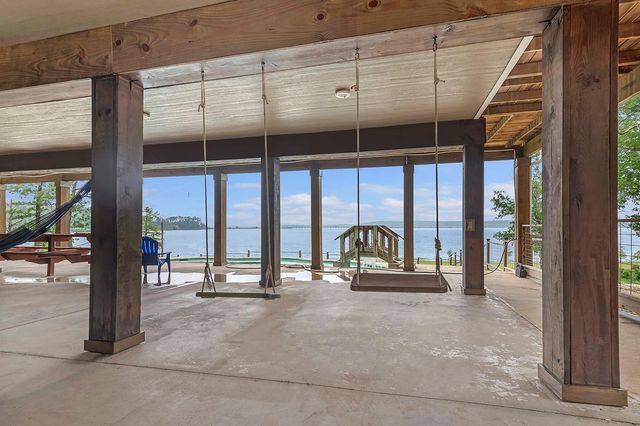 388 County Road 5597, Chireno, TX 75937