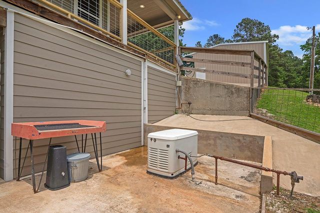 388 County Road 5597, Chireno, TX 75937