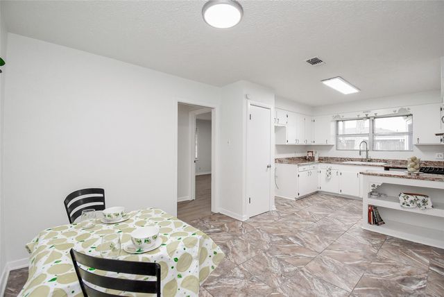 731 Dunwick Lane, Pasadena, TX 77502