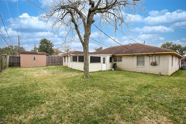 731 Dunwick Lane, Pasadena, TX 77502