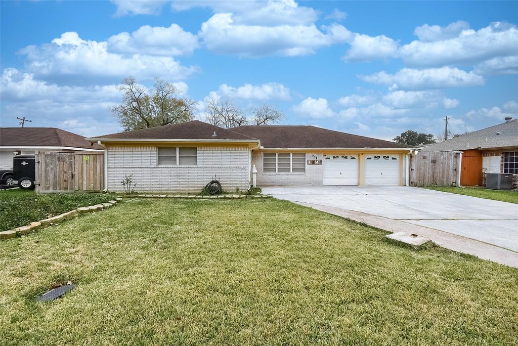 731 Dunwick Lane, Pasadena, TX 77502