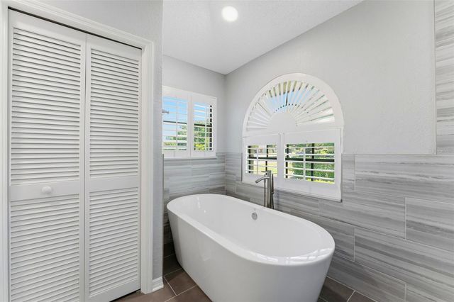 3285 TARPON WOODS BOULEVARD, Palm Harbor, FL 34685
