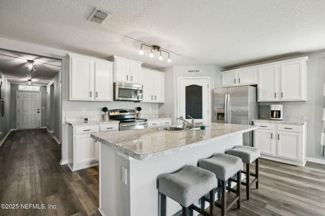 3580 SUMMIT OAKS Drive, Green Cove Springs, FL 32043