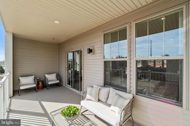 1103B DABNEY DR, Manassas Park, VA 20111