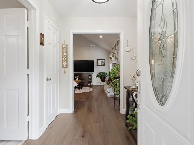 3109 Emerald Street, Bedford, TX 76021