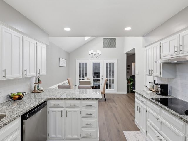 3109 Emerald Street, Bedford, TX 76021