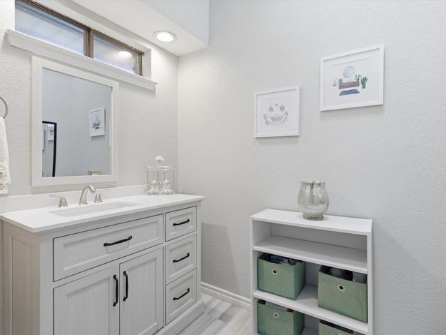 3109 Emerald Street, Bedford, TX 76021