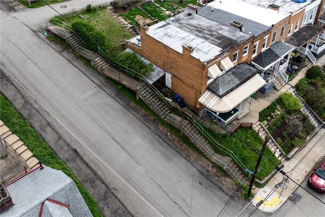 5276 Holmes St, Lawrenceville, PA 15201