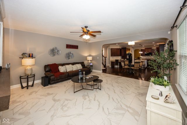 2540 Wineland Creek Drive, Carmel, IN 46074