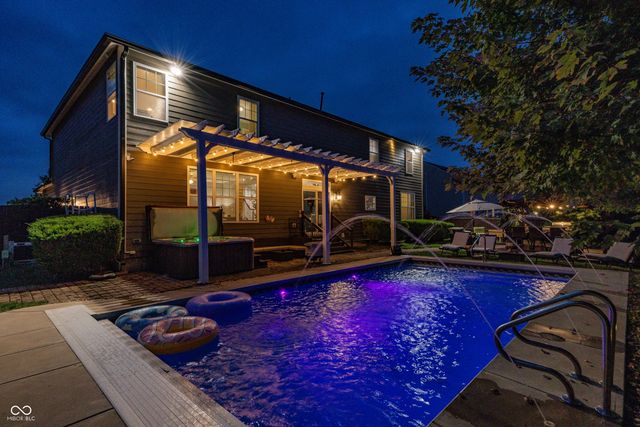 2540 Wineland Creek Drive, Carmel, IN 46074