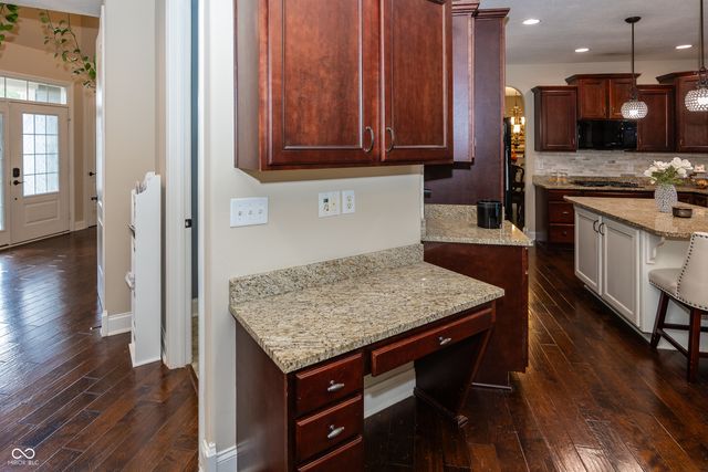 2540 Wineland Creek Drive, Carmel, IN 46074