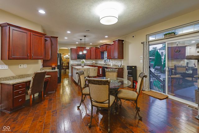 2540 Wineland Creek Drive, Carmel, IN 46074