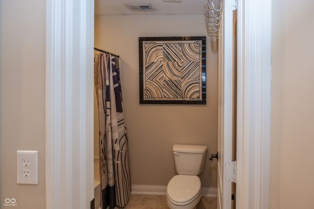 2540 Wineland Creek Drive, Carmel, IN 46074