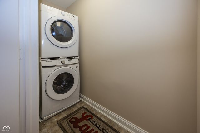 2540 Wineland Creek Drive, Carmel, IN 46074