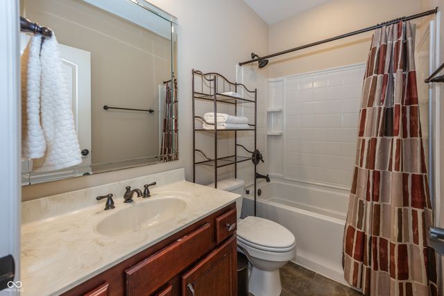 2540 Wineland Creek Drive, Carmel, IN 46074