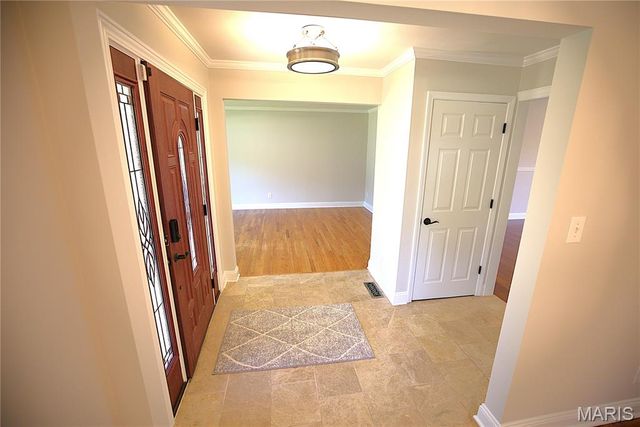 11161 Crickett Hill Drive, St Louis, MO 63146