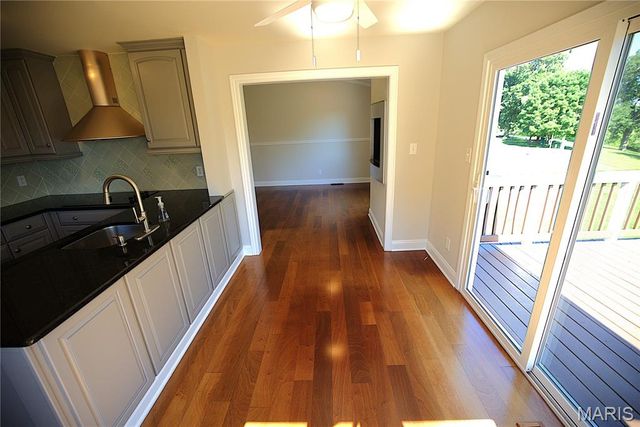 11161 Crickett Hill Drive, St Louis, MO 63146