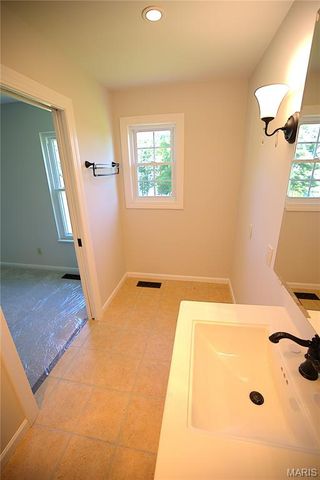 11161 Crickett Hill Drive, St Louis, MO 63146