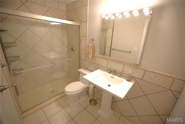 11161 Crickett Hill Drive, St Louis, MO 63146