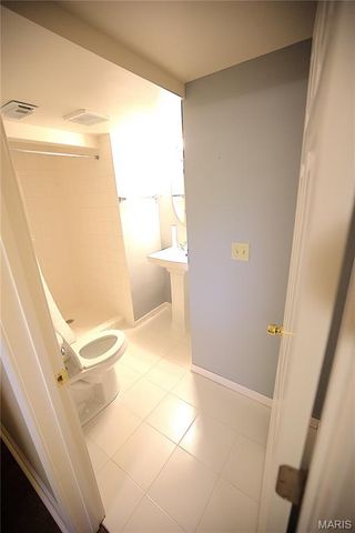 11161 Crickett Hill Drive, St Louis, MO 63146