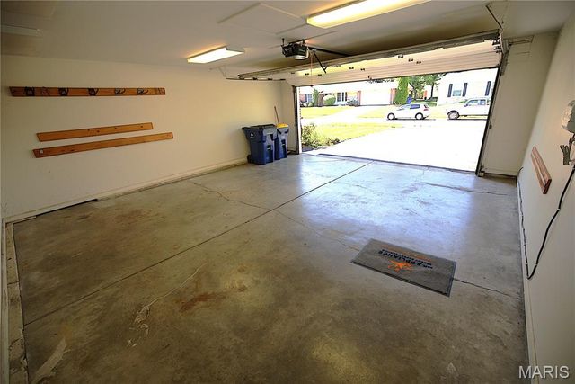11161 Crickett Hill Drive, St Louis, MO 63146