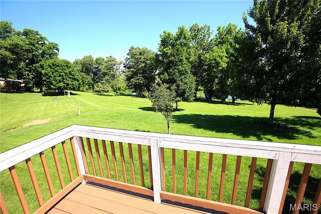 11161 Crickett Hill Drive, St Louis, MO 63146